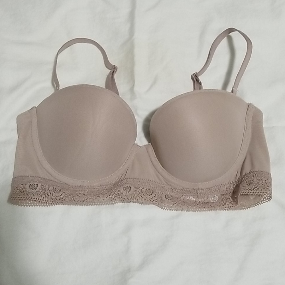 Aerie / Lightly padded / Removable straps / 34B